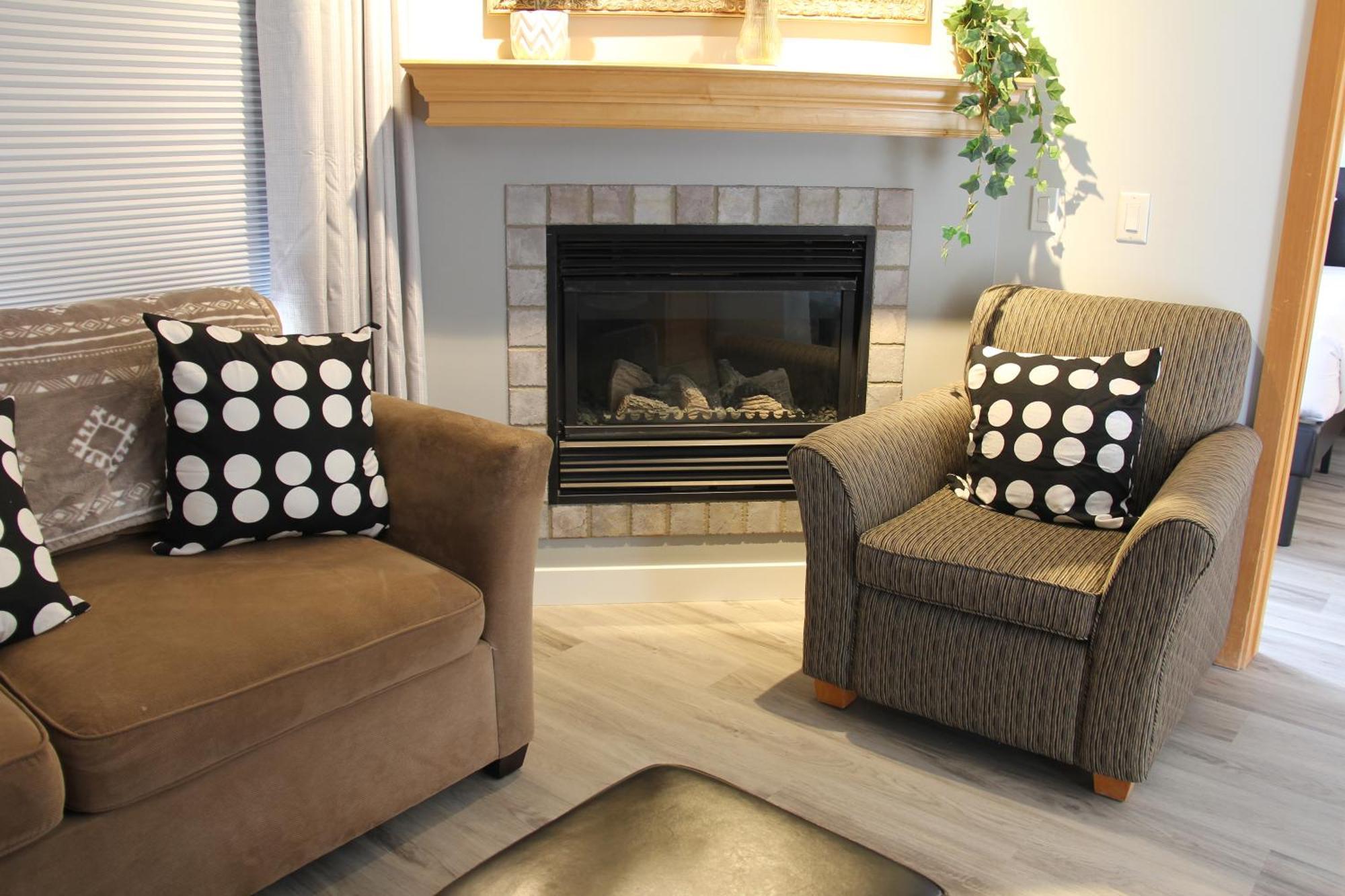 Windtower Lodge - Canmore Luaran gambar