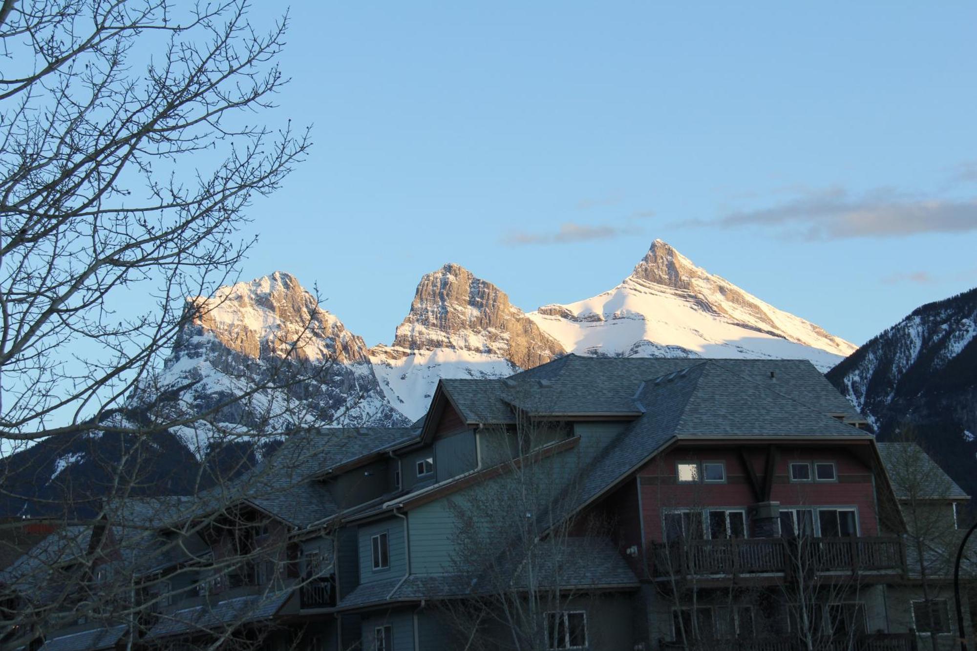 Windtower Lodge - Canmore Luaran gambar